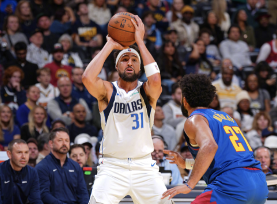 鹈鹕复出首战，老鹰状态火爆，约基奇成为焦点！