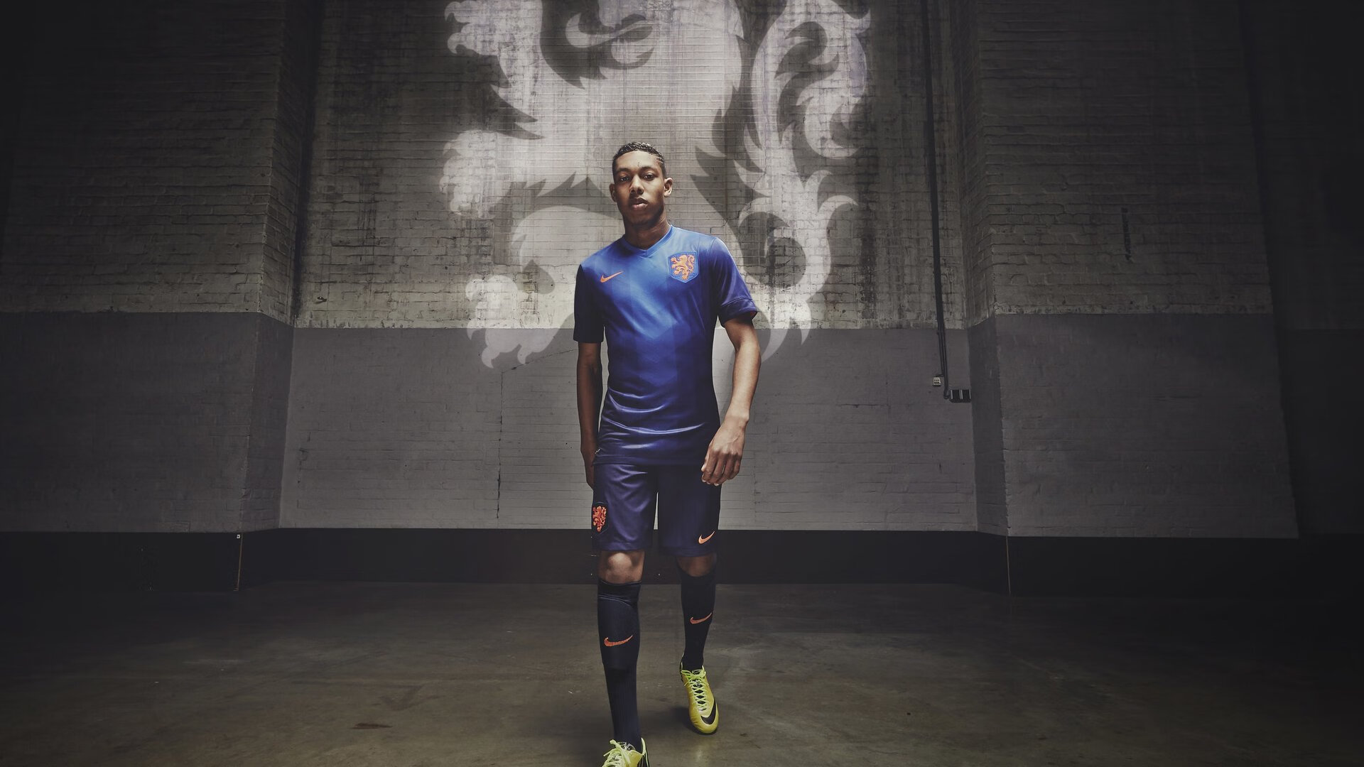 杜兰特赛事官方发布问鼎冠军新规,巴塞罗那争议不断!